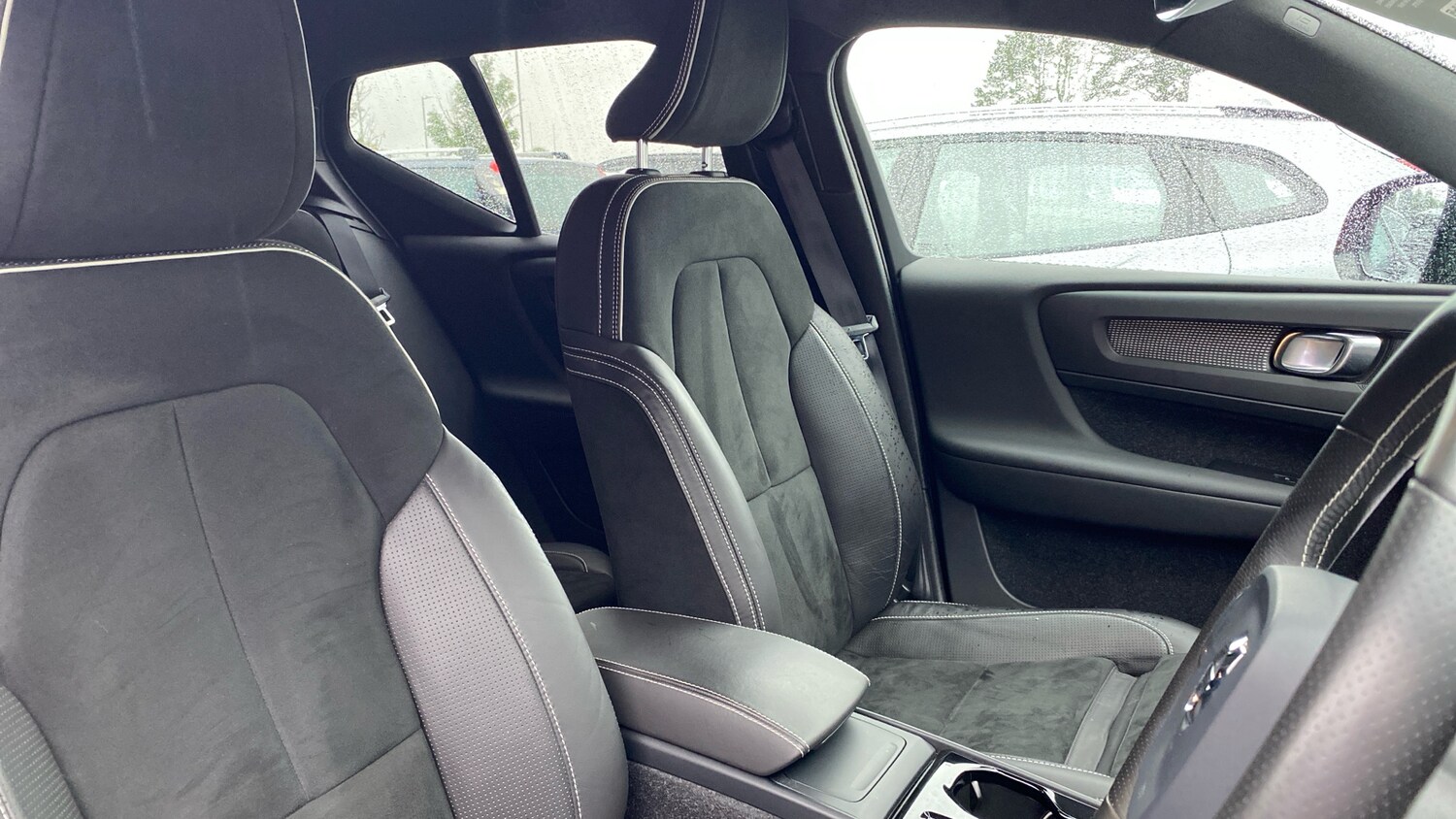 Used Volvo XC40 2019 for sale - 76026026: Photo 9