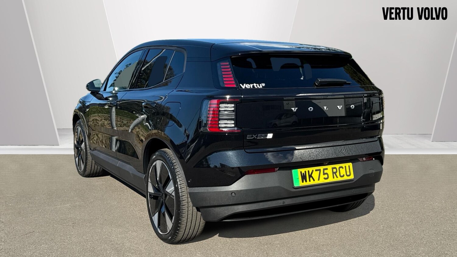 Used Volvo EX30 2025 for sale - 76653285: Photo 2