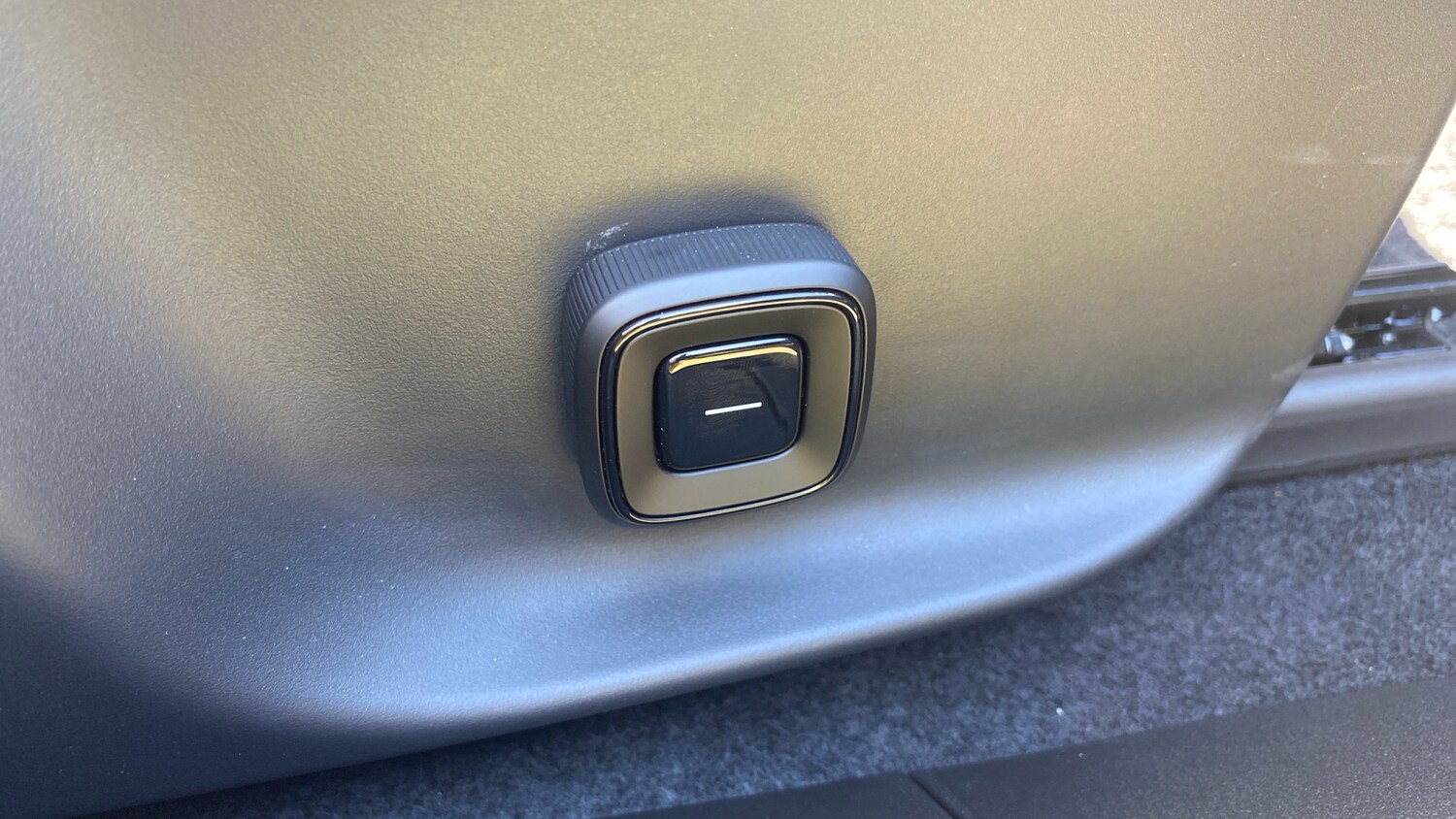 Used Volvo EX30 2025 for sale - 76653285: Photo 42