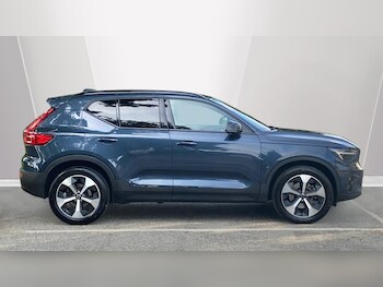Used Volvo XC40 2025 for sale - 79220143: Photo
