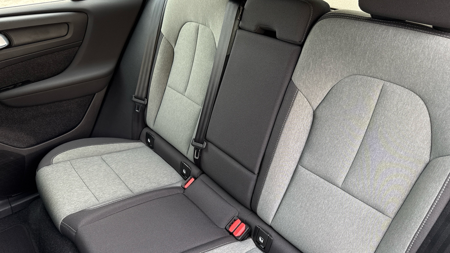 Used Volvo XC40 2023 for sale - 77026036: Photo 33