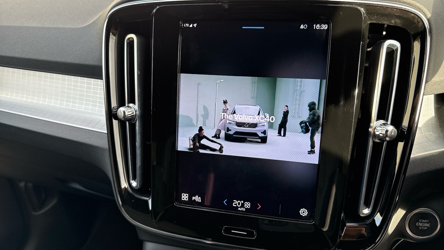 Used Volvo XC40 2023 for sale - 77026036: Photo 40