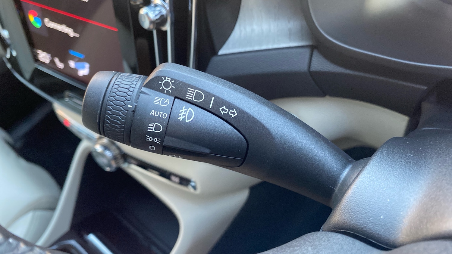 Used Volvo XC40 2021 for sale - 76653290: Photo 24