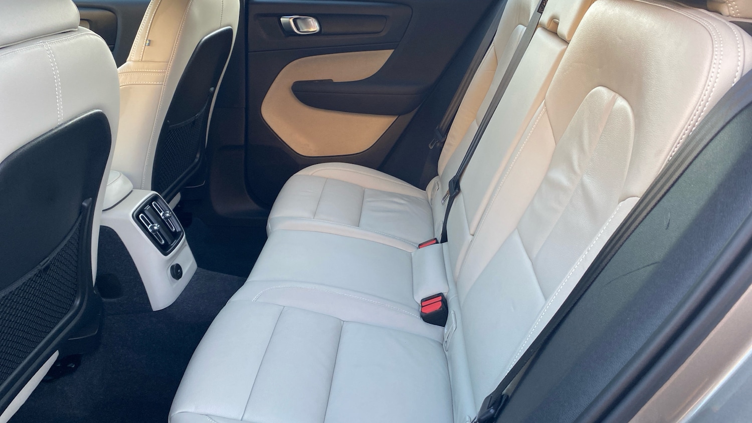 Used Volvo XC40 2021 for sale - 76653290: Photo 33