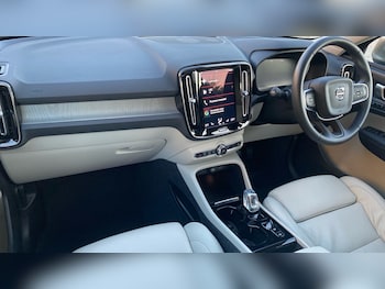 Used Volvo XC40 2021 for sale - 76653290: Photo