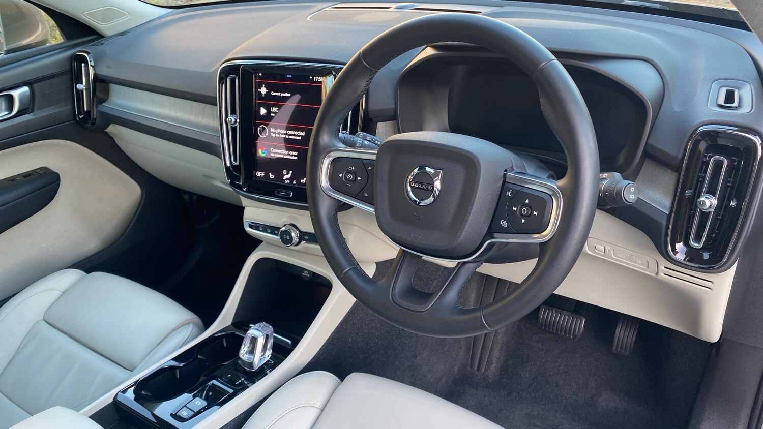 Used Volvo XC40 2021 for sale - 76653290: Photo 5