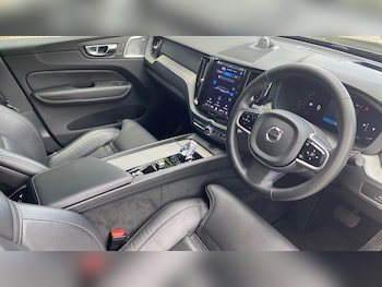 Used Volvo XC60 2025 for sale - 78703278: Photo