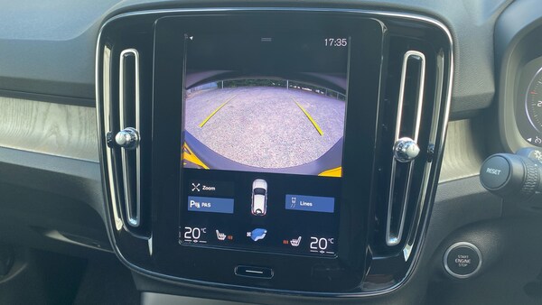 Used Volvo XC40 2019 for sale - 75582353: Photo 32