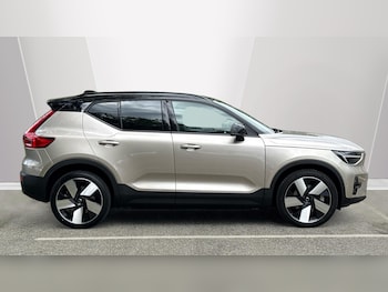 Used Volvo XC40 2023 for sale - 78496772: Photo