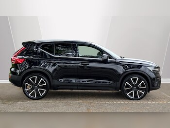 Used Volvo XC40 2025 for sale - 78653086: Photo