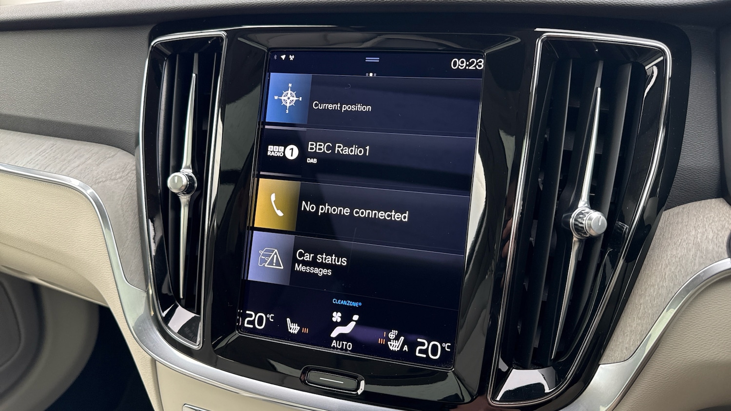 Used Volvo V60 2022 for sale - 77638731: Photo 12