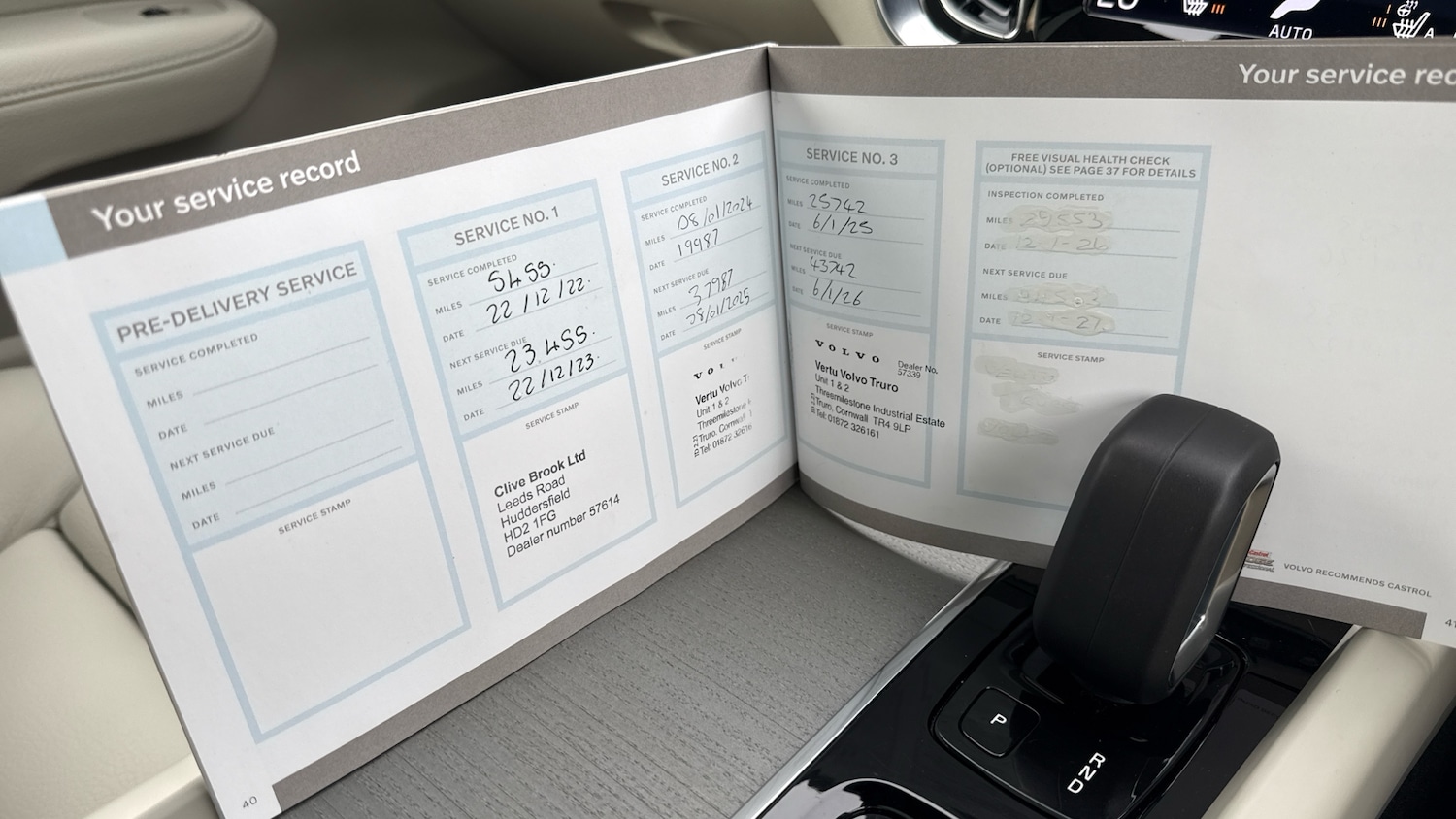 Used Volvo V60 2022 for sale - 77638731: Photo 15