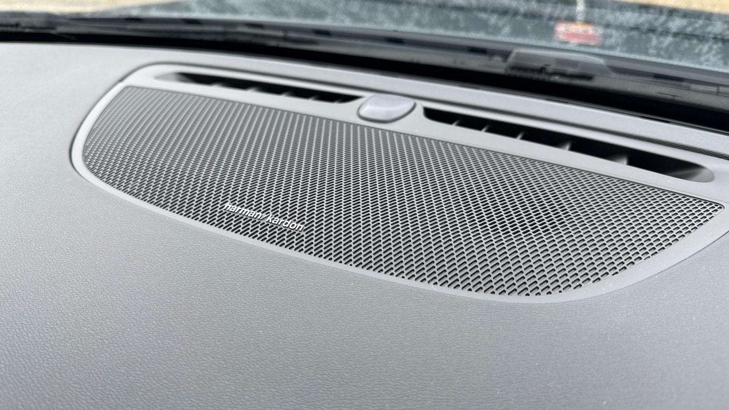 Used Volvo V60 2022 for sale - 77638731: Photo 25