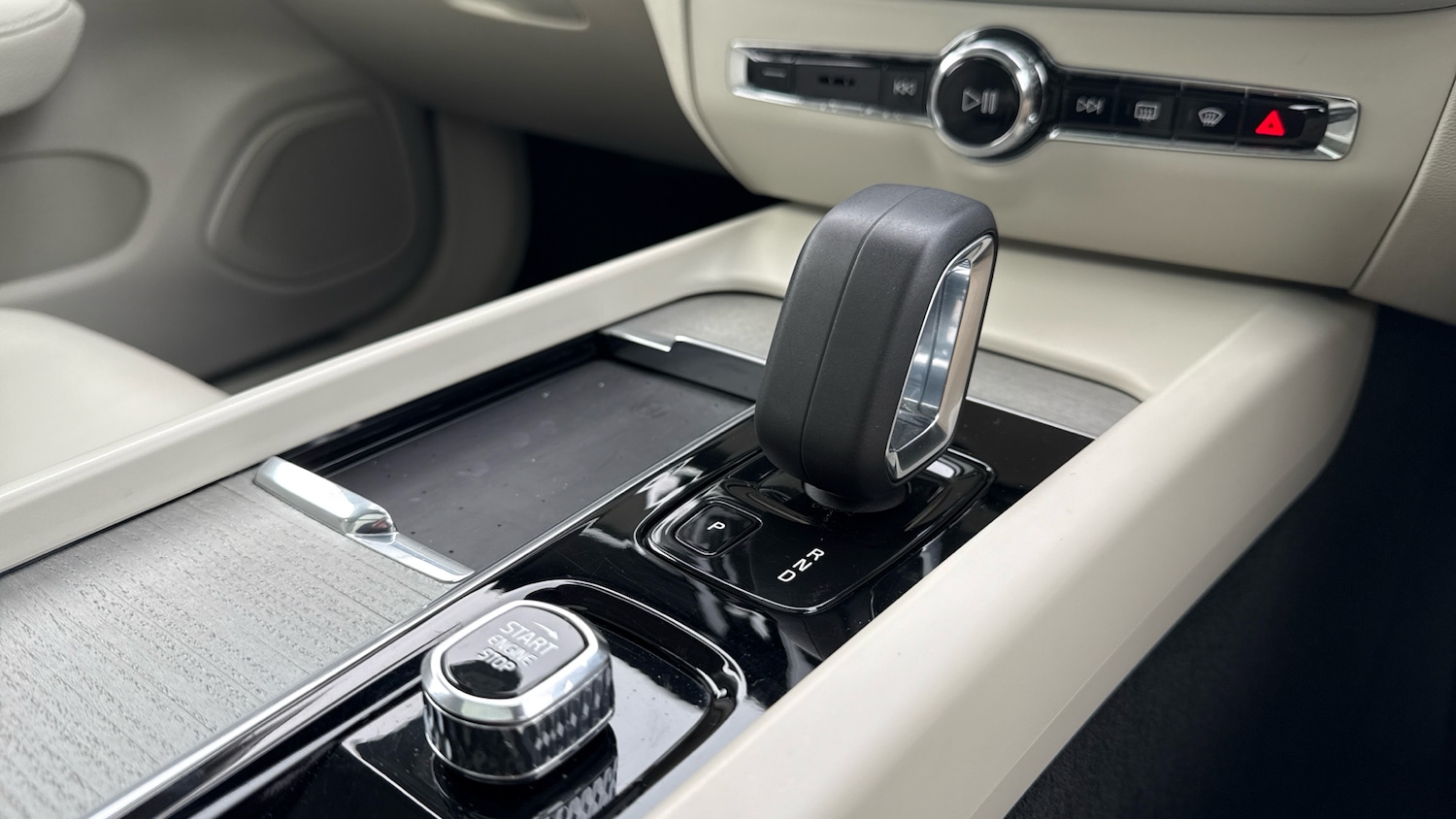 Used Volvo V60 2022 for sale - 77638731: Photo 26