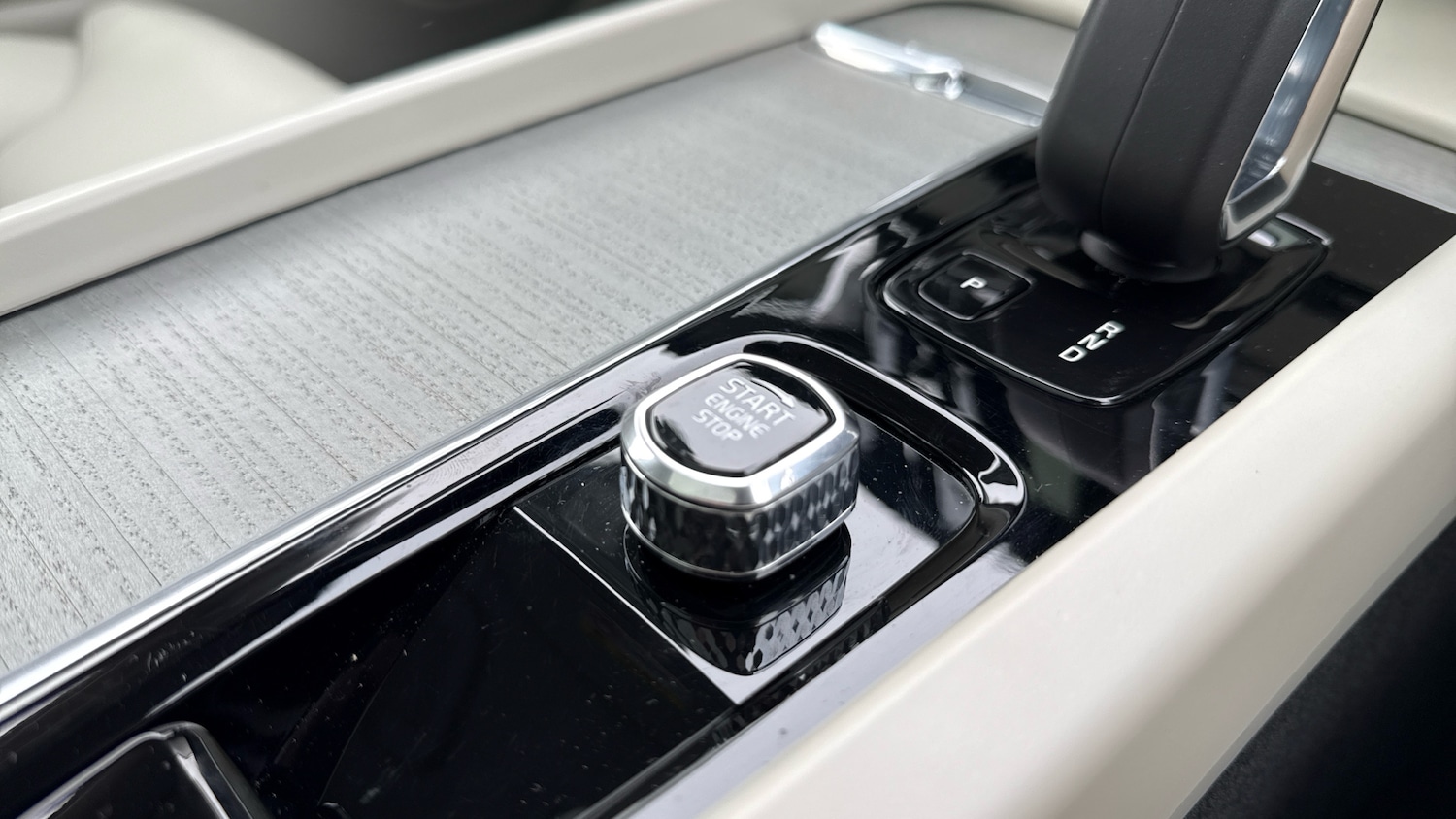 Used Volvo V60 2022 for sale - 77638731: Photo 27