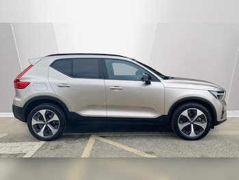 Used Volvo XC40 2022 for sale - 79457043: Photo