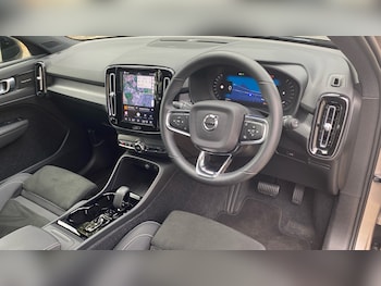 Used Volvo XC40 2022 for sale - 79457043: Photo