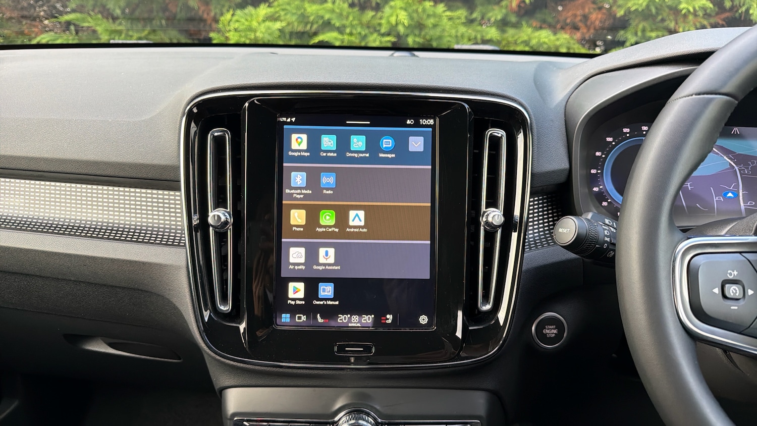 Used Volvo XC40 2023 for sale - 76653223: Photo 17