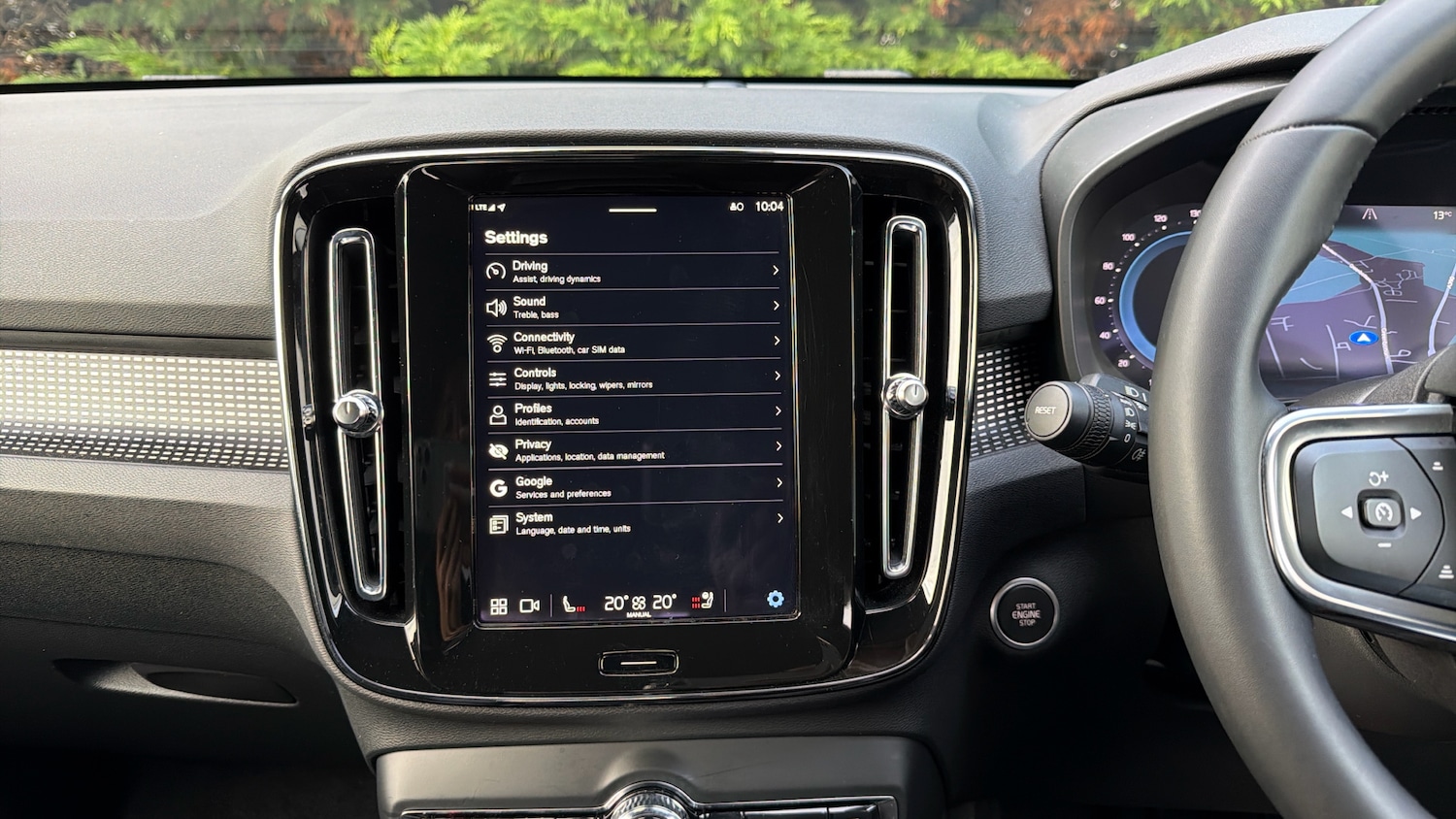 Used Volvo XC40 2023 for sale - 76653223: Photo 43