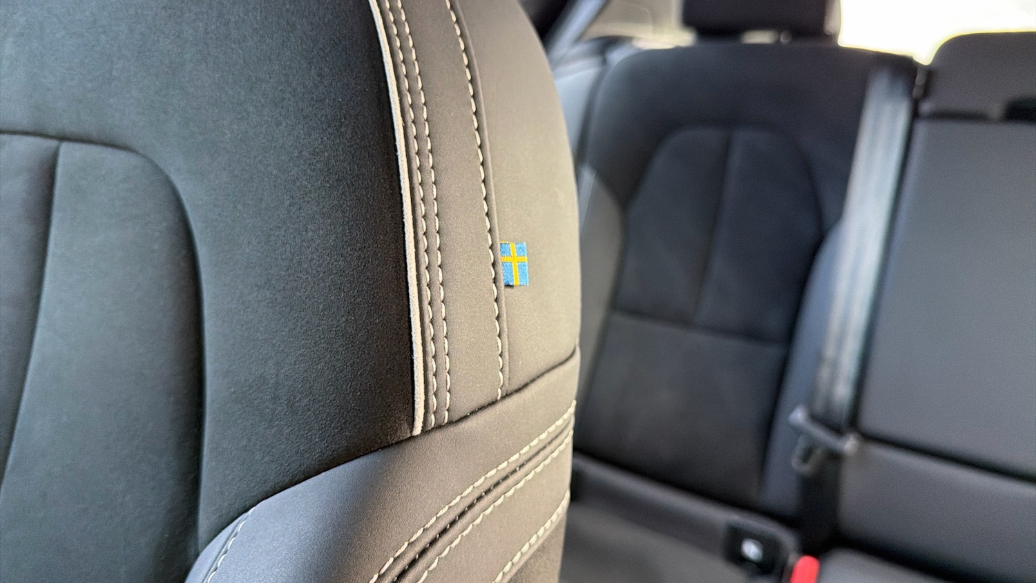 Used Volvo XC40 2023 for sale - 76653223: Photo 48