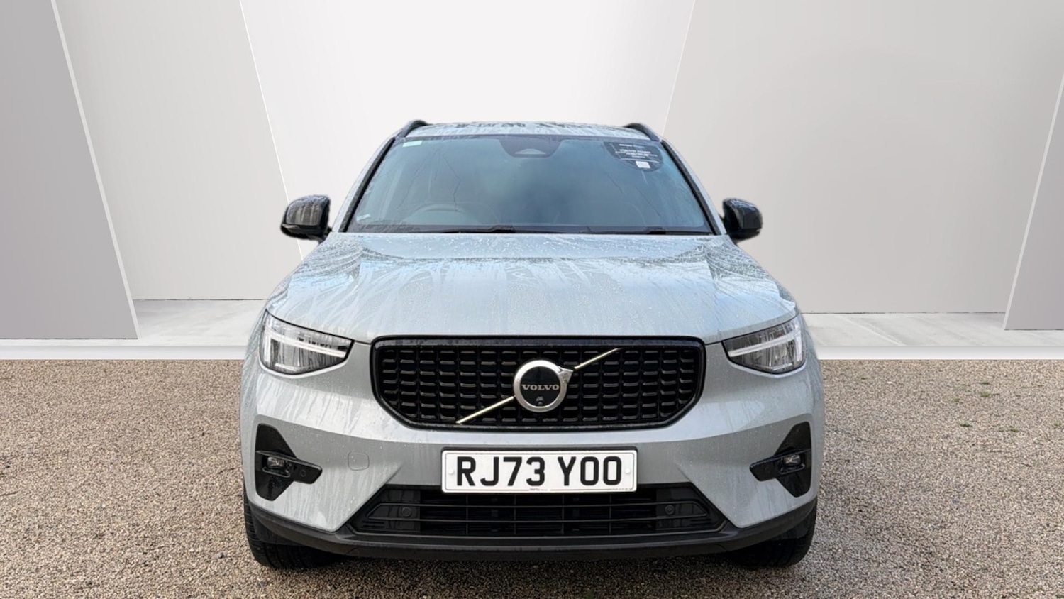 Used Volvo XC40 2023 for sale - 76653223: Photo 8