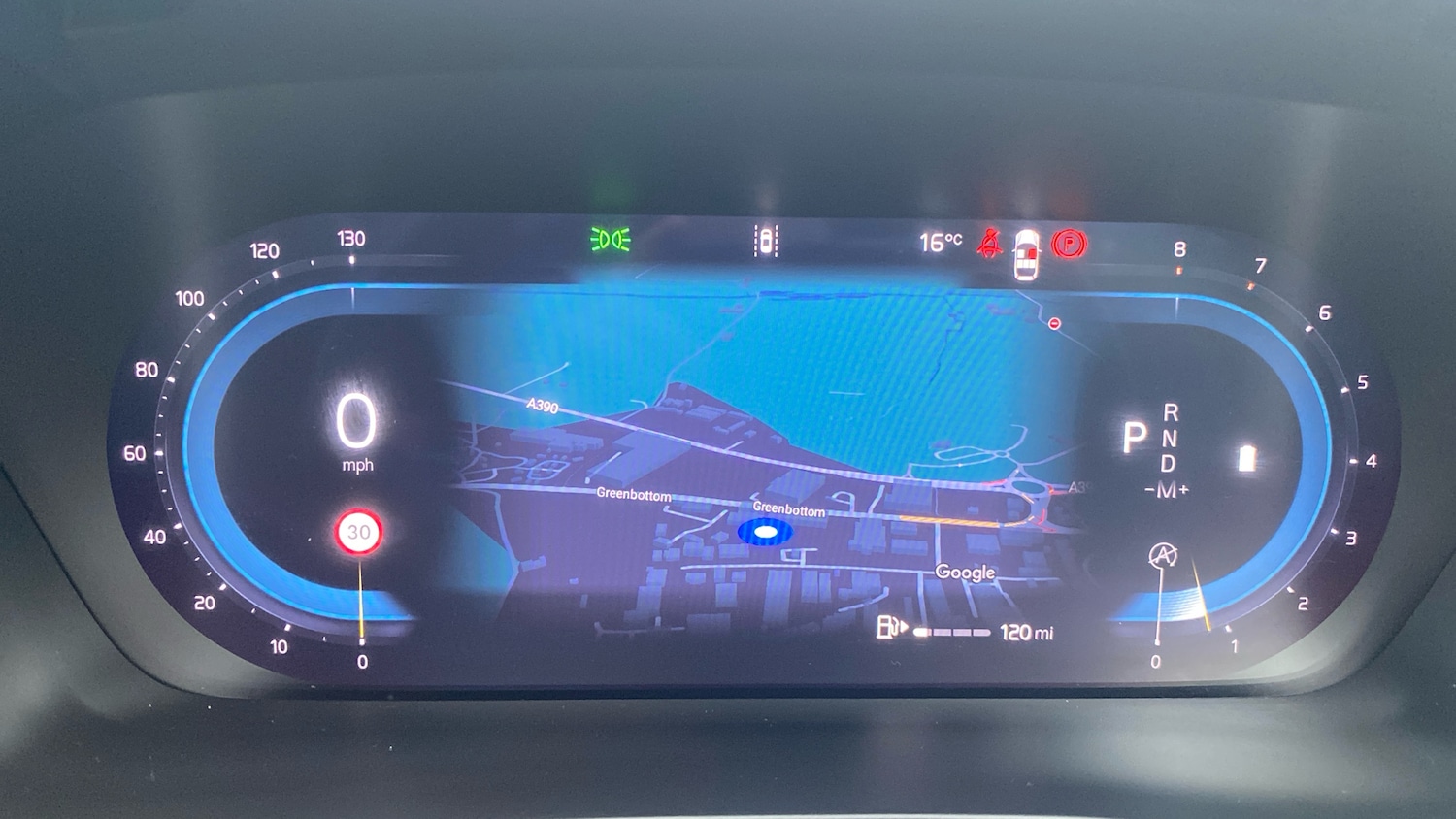 Used Volvo XC40 2024 for sale - 76653325: Photo 11