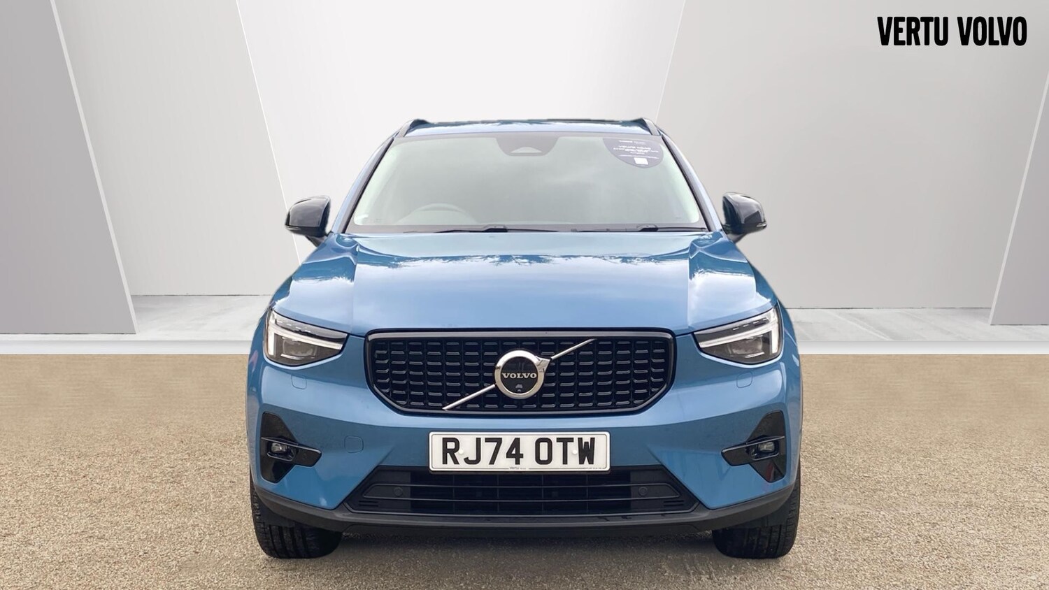 Used Volvo XC40 2024 for sale - 76653325: Photo 12