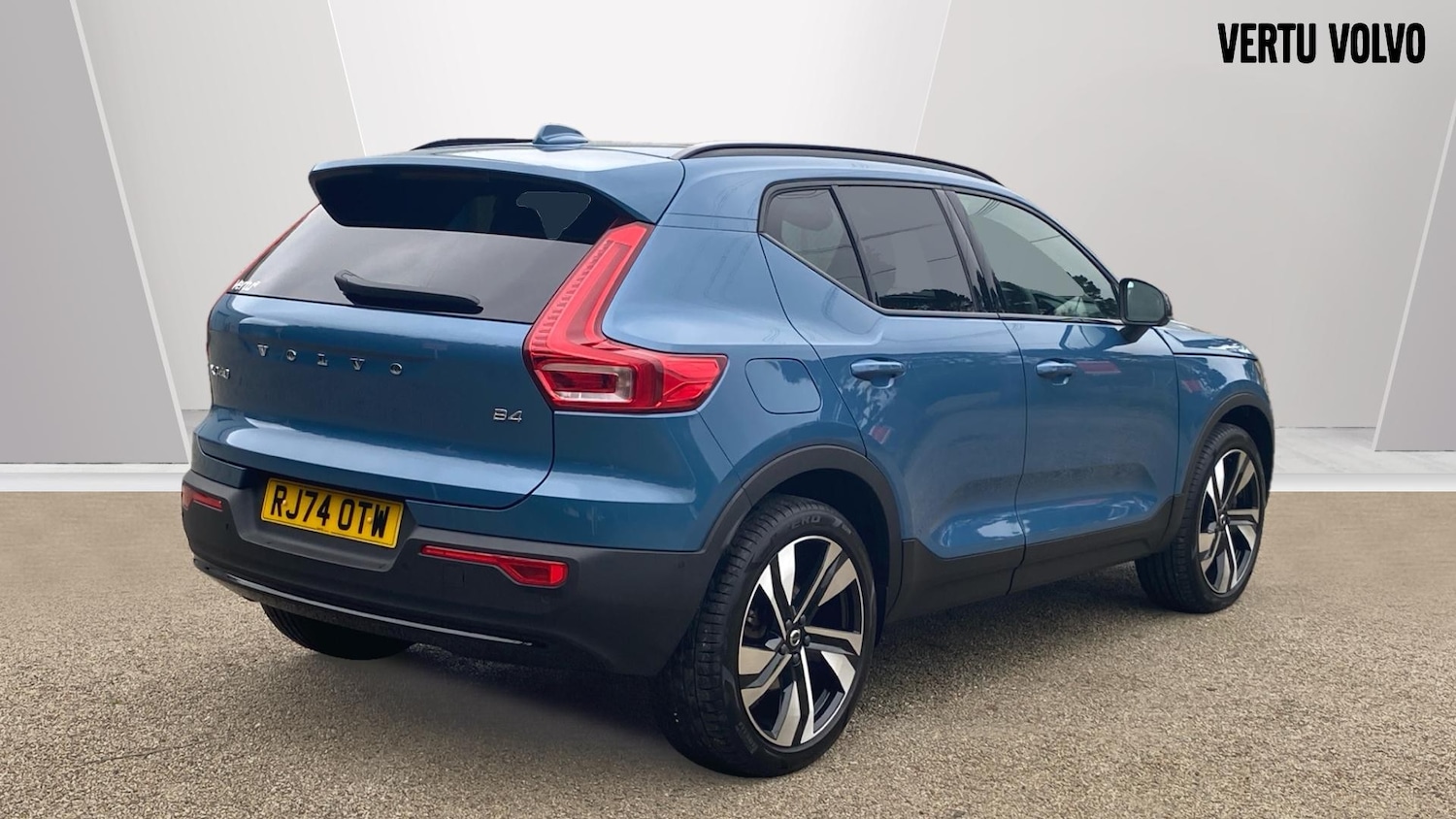 Used Volvo XC40 2024 for sale - 76653325: Photo 7