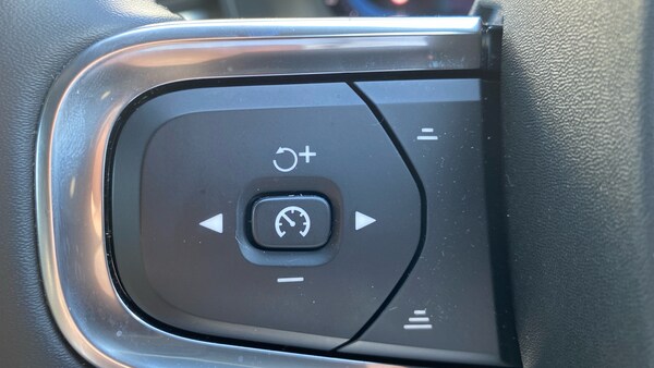 Used Volvo XC40 2024 for sale - 75703009: Photo 18