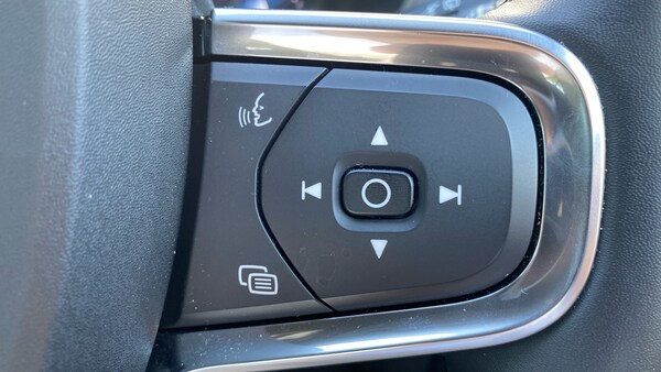 Used Volvo XC40 2024 for sale - 75703009: Photo 19