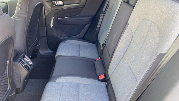 Used Volvo XC40 2024 for sale - 75703009: Photo 33