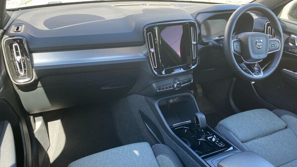 Used Volvo XC40 2024 for sale - 75703009: Photo 4