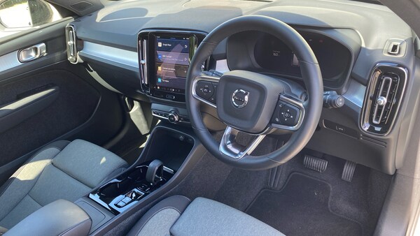Used Volvo XC40 2024 for sale - 75703009: Photo 5