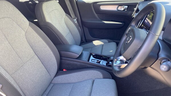 Used Volvo XC40 2024 for sale - 75703009: Photo 9