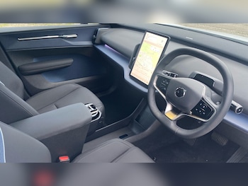 Used Volvo EX30 2024 for sale - 77035704: Photo