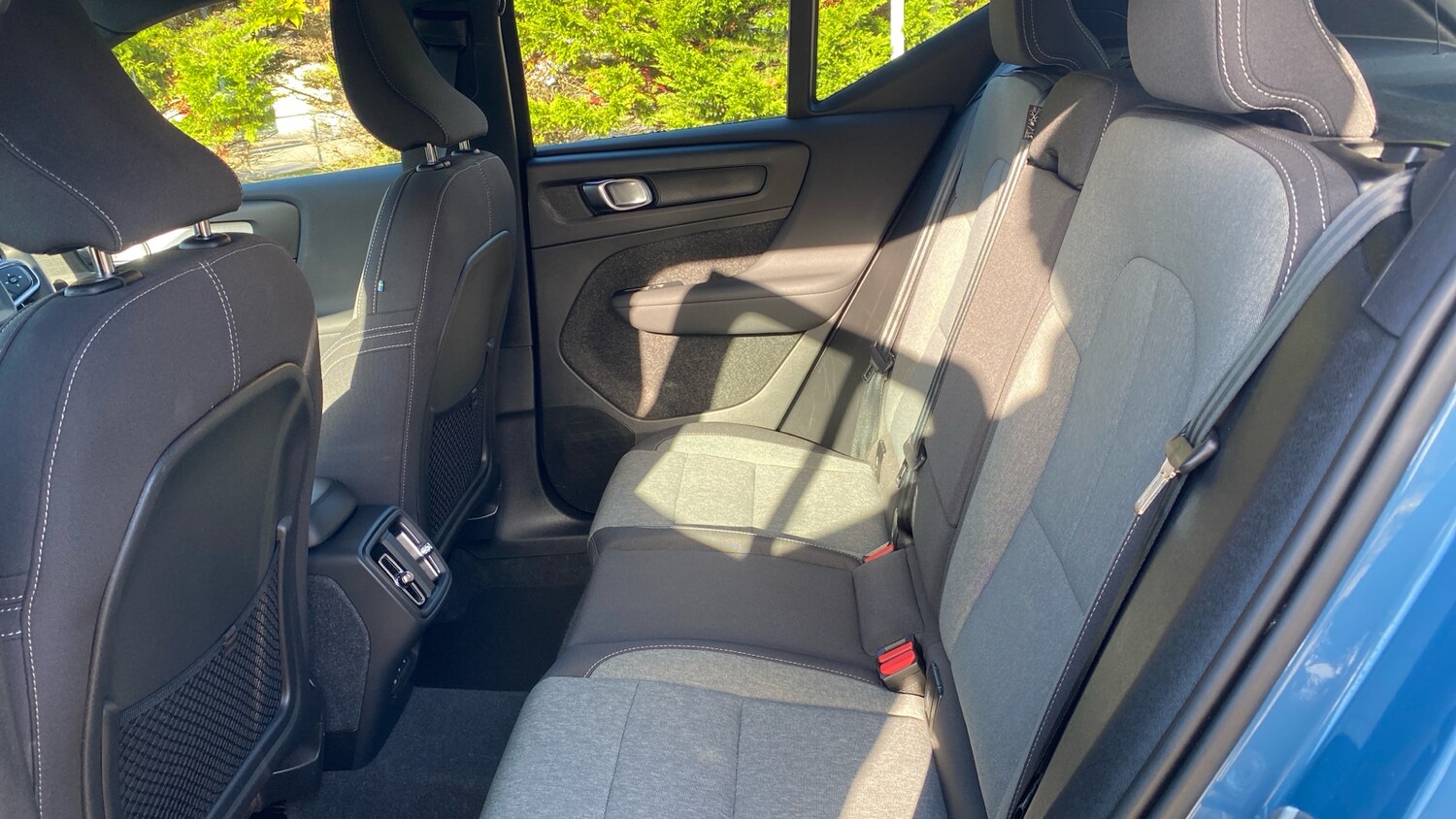 Used Volvo XC40 2023 for sale - 75894384: Photo 10