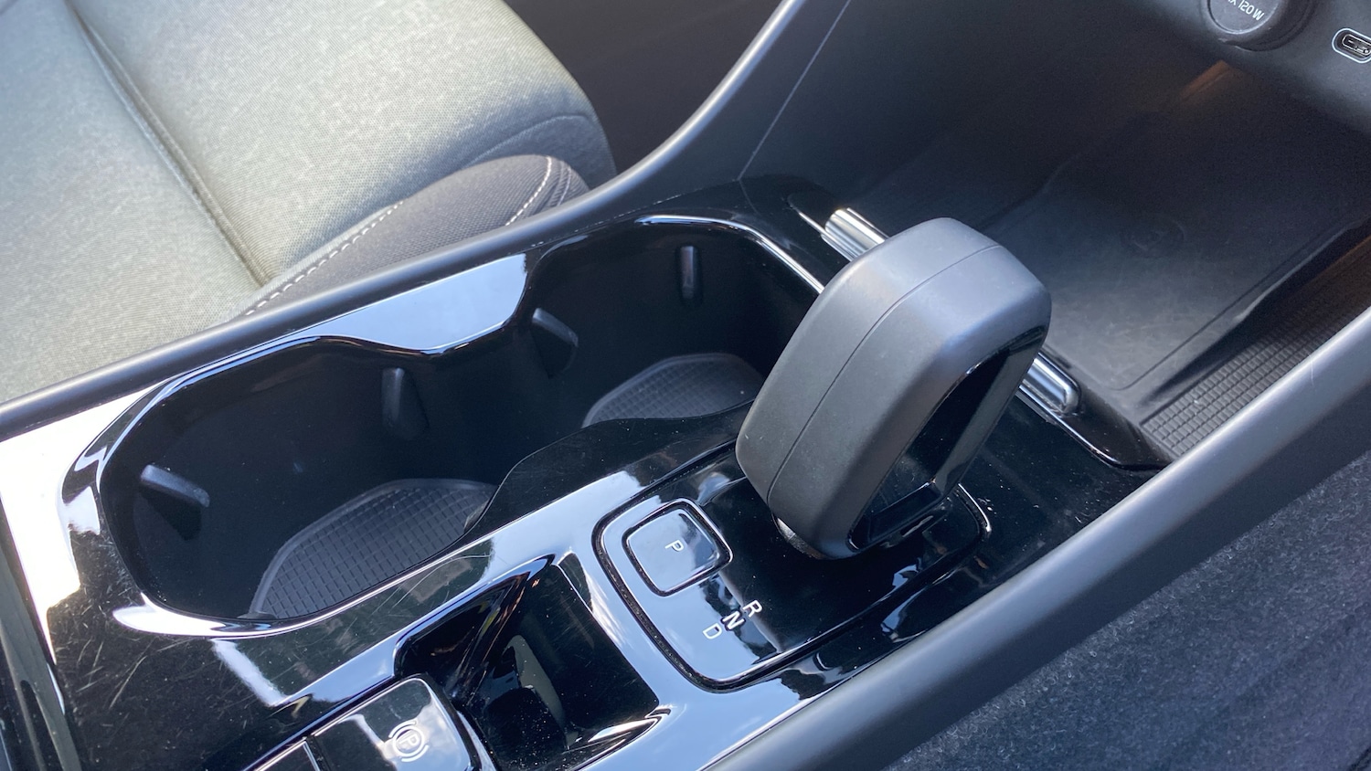 Used Volvo XC40 2023 for sale - 75894384: Photo 14