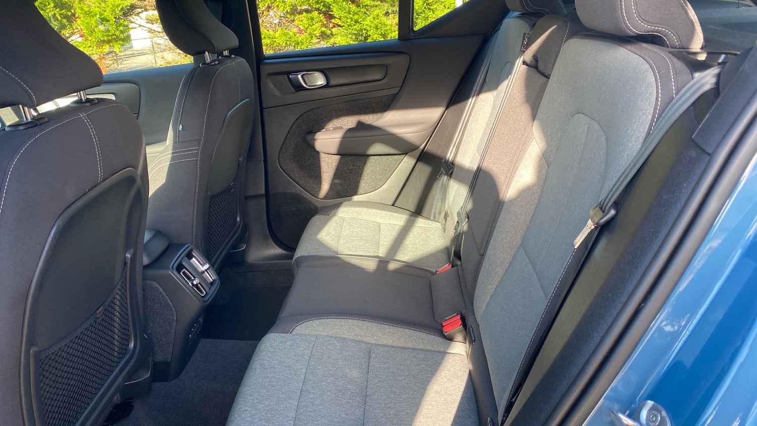 Used Volvo XC40 2023 for sale - 75894384: Photo 33