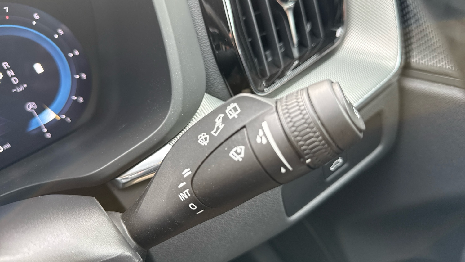 Used Volvo XC60 2024 for sale - 77766175: Photo 23