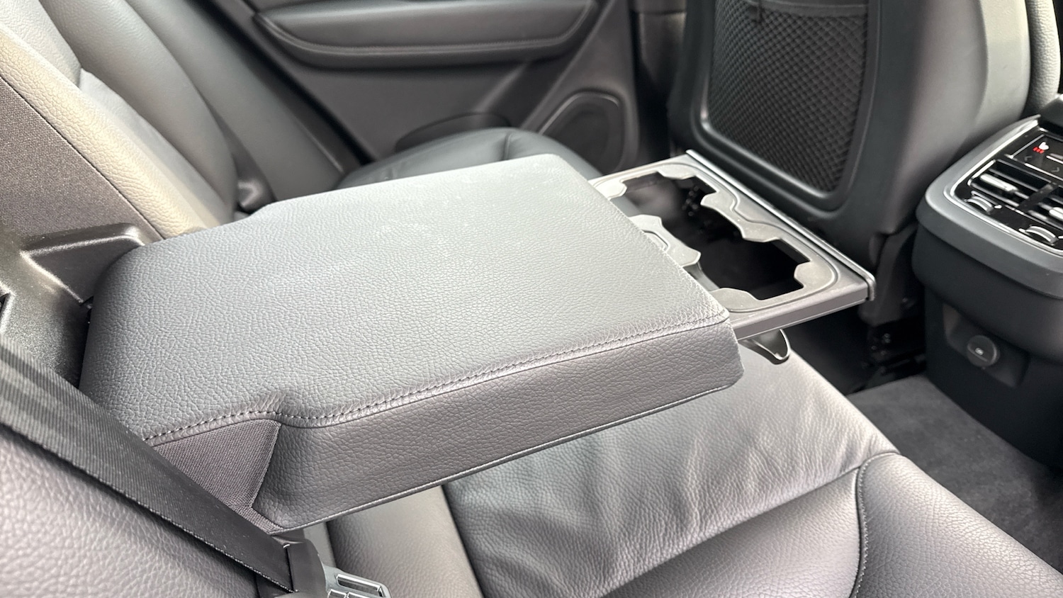 Used Volvo XC60 2024 for sale - 77766175: Photo 34