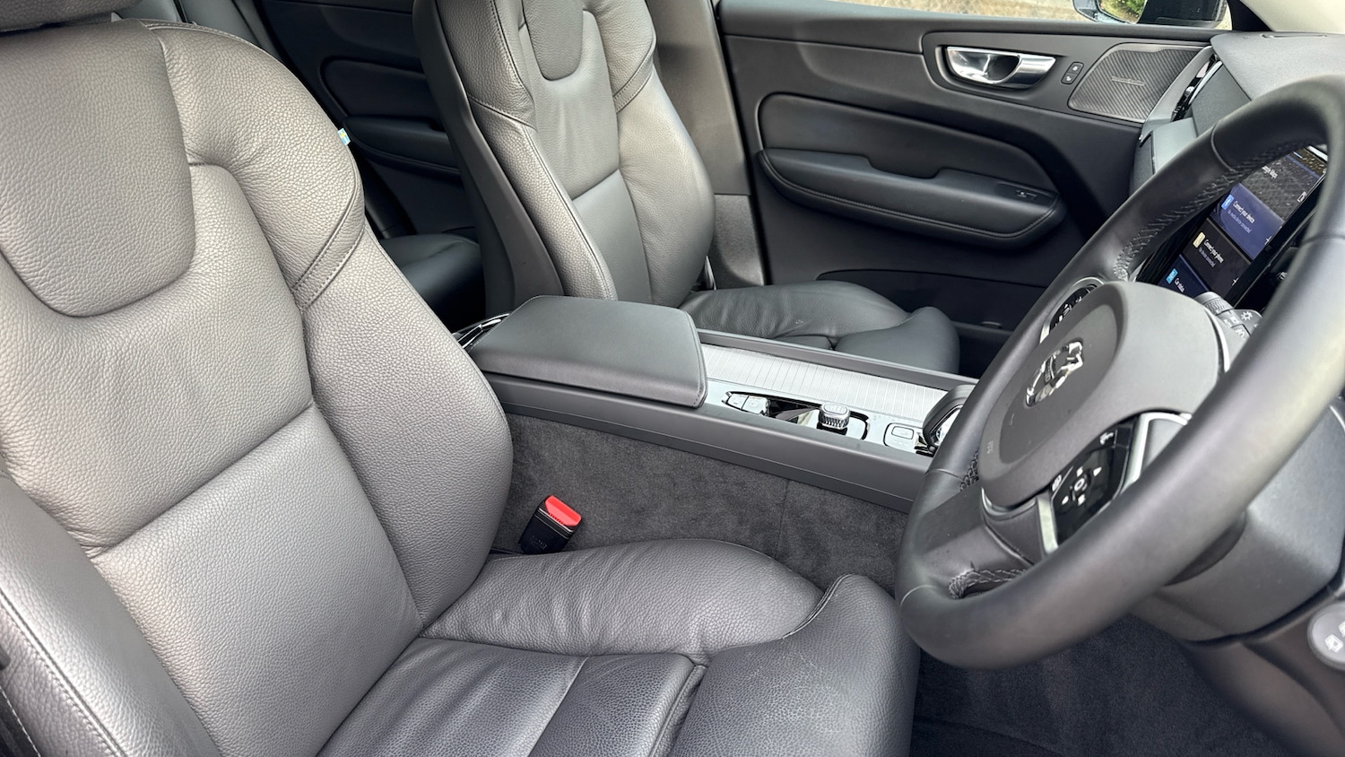 Used Volvo XC60 2024 for sale - 77766175: Photo 36