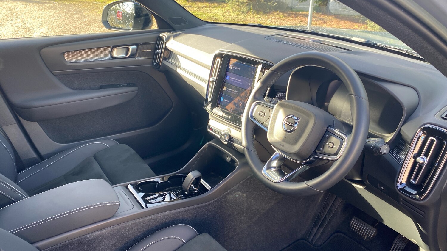 Used Volvo XC40 2022 for sale - 76653310: Photo 4