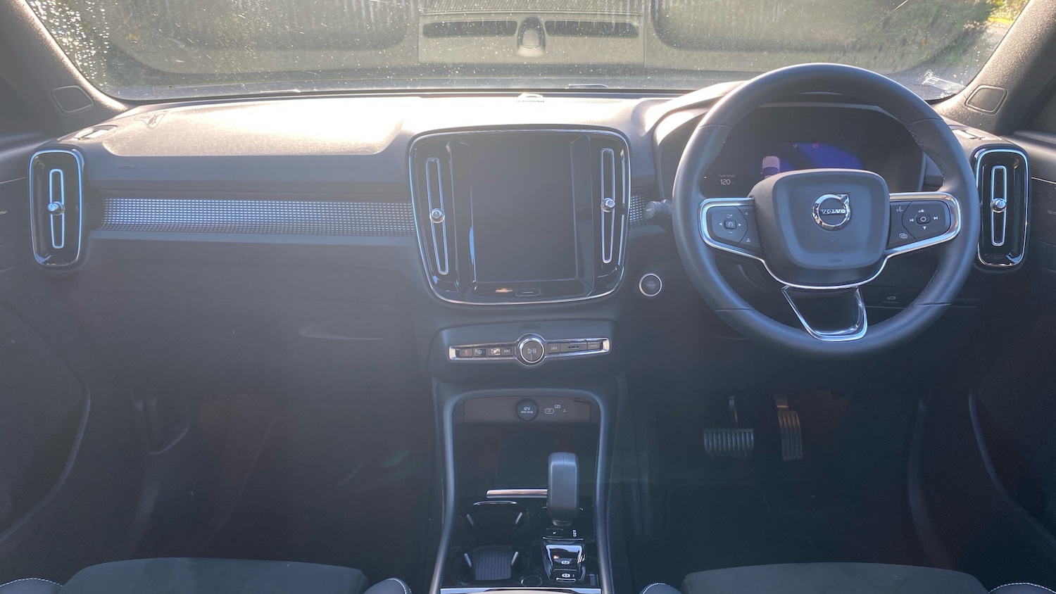 Used Volvo XC40 2022 for sale - 76653310: Photo 5