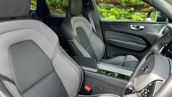 Used Volvo XC60 2024 for sale - 75410386: Photo 9