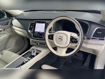 Used Volvo XC90 2023 for sale - 79480187: Photo