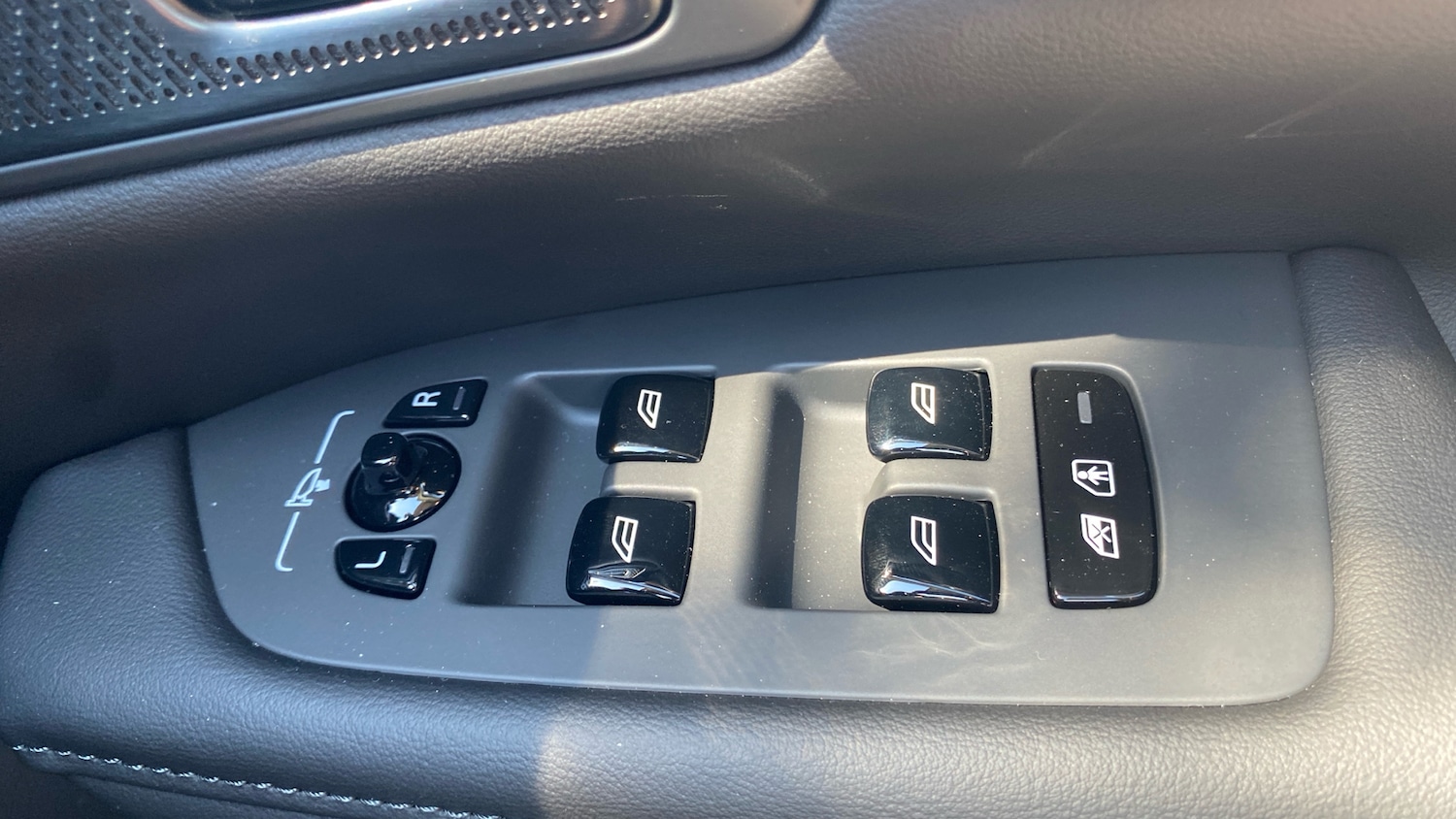 Used Volvo V90 2025 for sale - 77325972: Photo 28