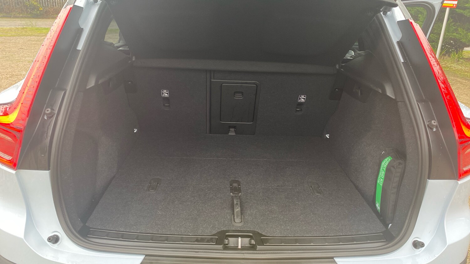 Used Volvo XC40 2023 for sale - 77687896: Photo 13