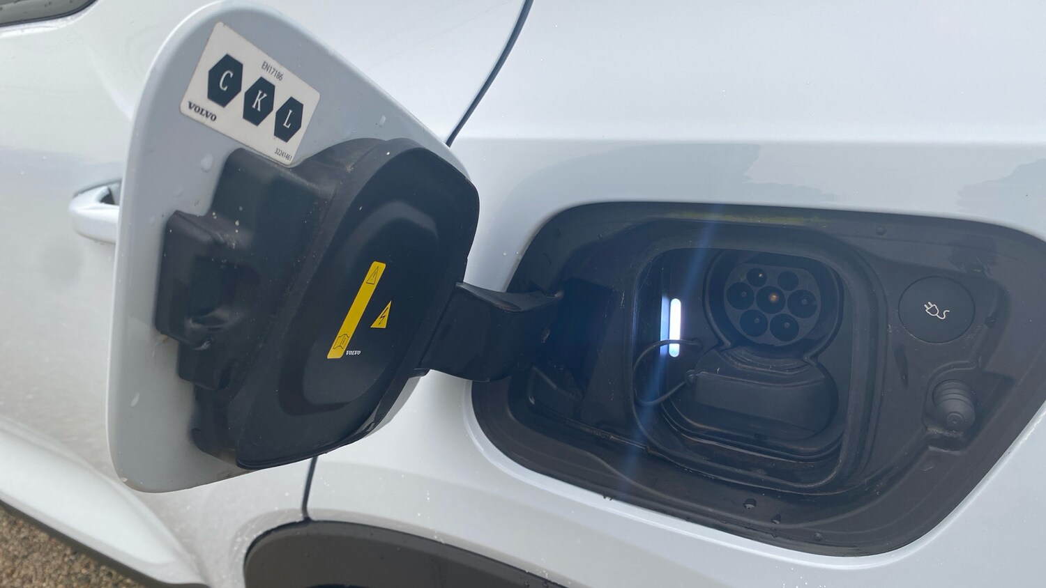 Used Volvo XC40 2023 for sale - 77687896: Photo 15