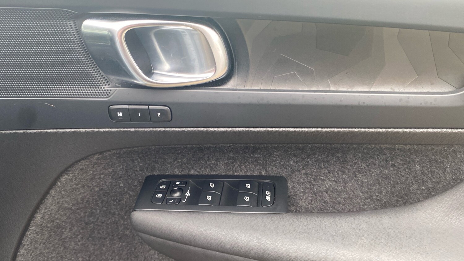 Used Volvo XC40 2023 for sale - 77687896: Photo 28