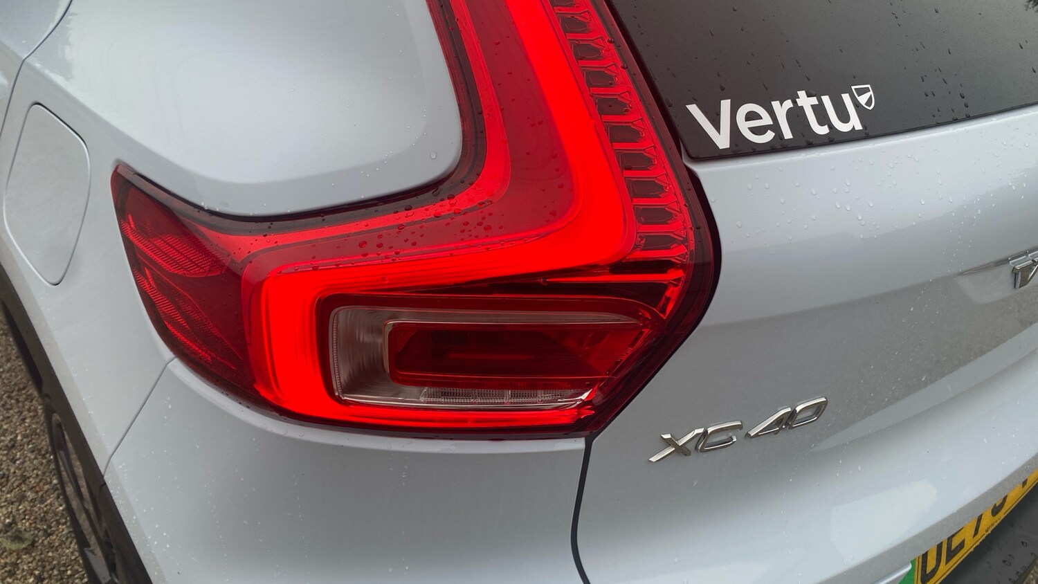 Used Volvo XC40 2023 for sale - 77687896: Photo 38